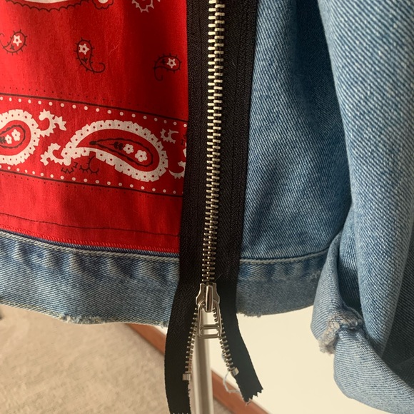 Oversized Denim Jacket with Bandana Print Back from Korea - Picture 4 of 13